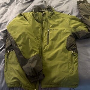 Columbia Men’s Olive and Black Puffer Ski Jacket